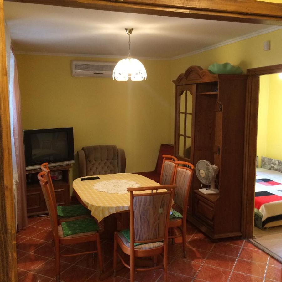 Gárdony David Apartman מראה חיצוני תמונה